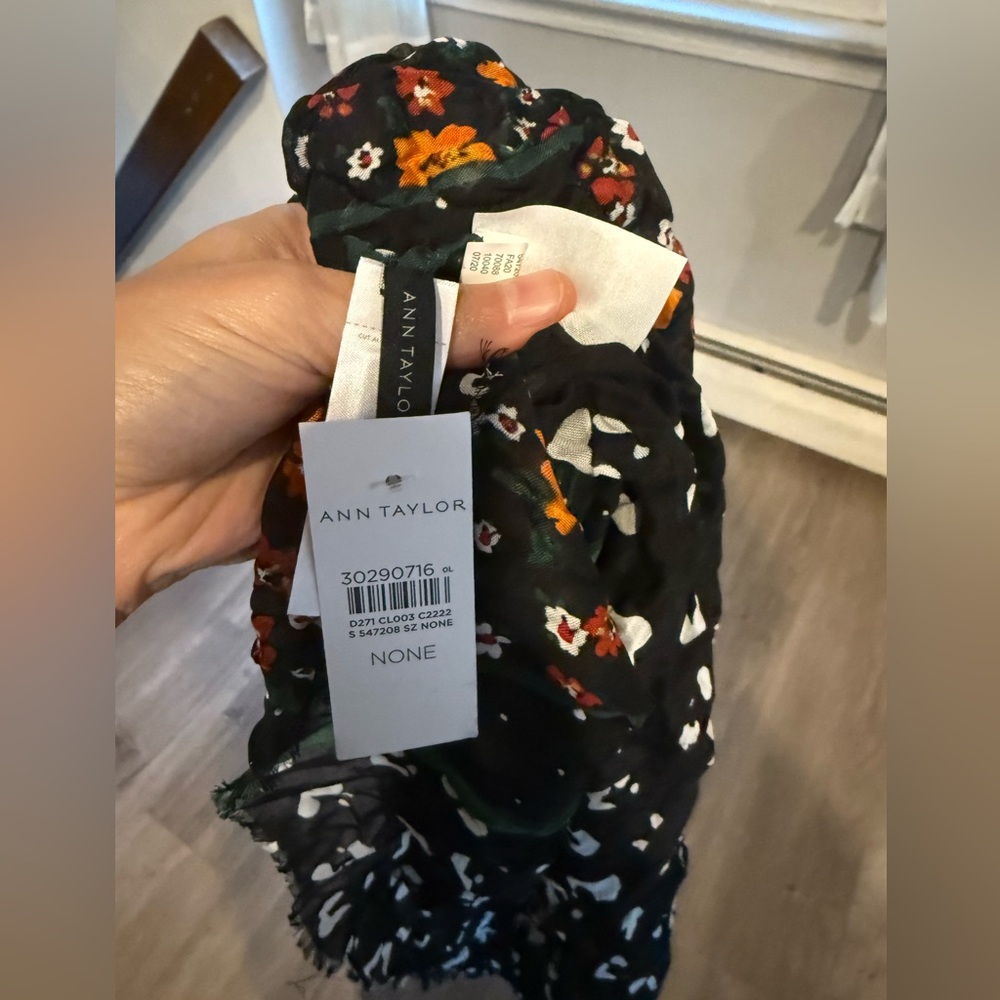 Ann Taylor Black Floral Scarf